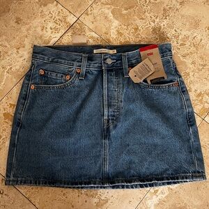 Levi’s denim Mini Skirt